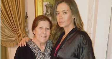 الشبكة نيوز : 
                                            وفاة جدة إيمى سالم.. والفنانة تنعيها: مع السلامة يا أمى الثانية
                                        