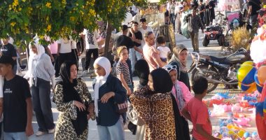 الكورنيش كامل العدد.. البنهاوية بيحتفلوا بعيد الأضحى المبارك.. مباشر