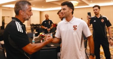 شاهد استقبال نجوم الأهلى لزيزو فى معسكر ميامى زيزو مع ريبيرو