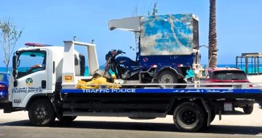 تنظيم حملات مرورية لمنع وضبط المخالفات بكورنيش مطروح بعد تطويره حضاريا