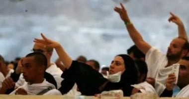 هل يجوز للمرأة أن توكل زوجها فى رمى الجمرات؟ رمى الجمرات