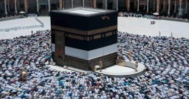 دموع وبهجة وخشوع.. المتعجلون يؤدون طواف الوداع.. مسئول بـ"الحج": 50% يغادورن"منى"اليوم.. "الحج" تناشد بضرورة الالتزام بجداول التفويج.. خطط لتنظيم الحشود بالحرم.. 107آلاف طائف فى الساعة.. والمدينة ترحب بزائريها الحرم