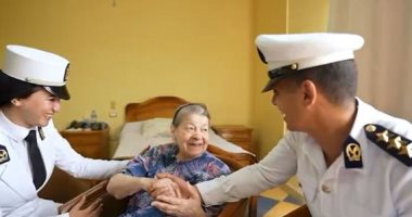 الداخلية تحتفل مع كبار السن بعيد الأضحى وتقدم الهدايا لهم