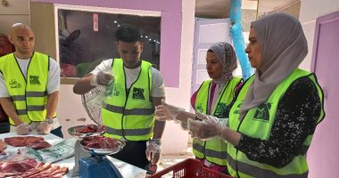 ذبح وتوزيع 230 رأس ماشية فى أسيوط.. وتخصيص لحوم لمؤسسات قبطية ودور أيتام