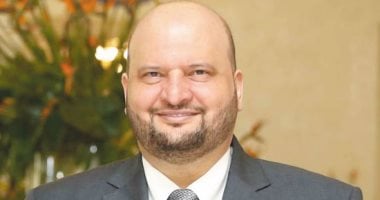 أمين عام دور وهيئات الإفتاء بالعالم لـ«اليوم السابع»: صناعة المفتى الرشيد ليست ترفا.. نحن أمام تحولات غير مسبوقة تهدد شرعية الفتوى فى ظل التكنولوجيا.. والذكاء الاصطناعى ينتج محتوى دينيا «شبيها» بالفتوى لكن باطل الدكتور إبراهيم نجم - الأمين العام لدور وهيئات الإفتاء بالعالم