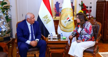 التنمية المحلية: تنفيذ 100% من مشروعات حياة كريمة بالفرافرة بتكلفة 9 مليارات جنيه الدكتورة منال عوض وزيرة التنمية المحلية