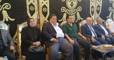 وفد من "مستقبل وطن" بالدقهلية يقدم واجب العزاء لأسرة البطل خالد شوقى جانب من تقديم واجب العزاء في الشهيد البطل