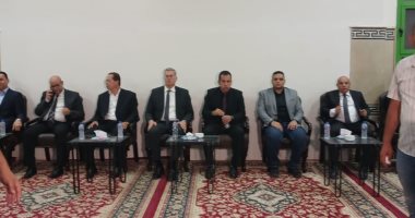 وصول وزير البترول عزاء السائق شهيد الشهامة ضحية حريق محطة الوقود