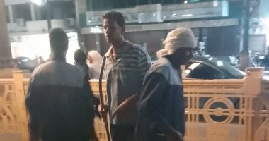 مدينة الأقصر ترفع 7 طن قمامة خلال حملة نظافة بساحة سيدي أبو الحجاج  