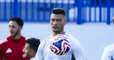 أشرف داري مدافع الأهلى