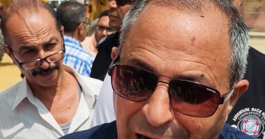 محافظ بورسعيد يوعد بإنهاء تعاقد شركة نظافة: شكرا أنكم خليتم شكلنا وحش.. فيديو