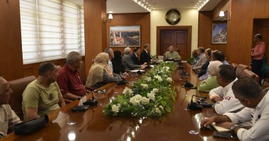 محافظ بورسعيد يشدد على اتخاذ الإجراءات اللازمة استعدادا لامتحانات الثانوية العامة