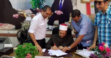 رئيس منطقة الإسماعيلية الأزهرية يستقبل أعضاء كنترول الشهادة الإعدادية جانب من اعضاء كنترول الشهادة الاعدادية