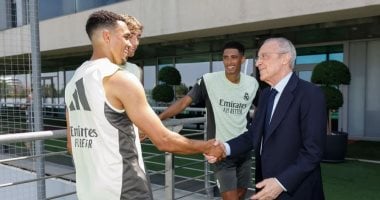 بيريز يدعم لاعبي ريال مدريد قبل مواجهة الهلال في كأس العالم للأندية بيريز وأرنولد