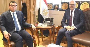 وزيرا الإسكان والعمل يبحثان تدريب العمالة فى مجالات قطاعات التشييد لقاء وزيرى الإسكان والعمل
