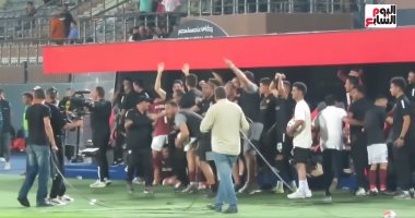مشاهد من احتفال لاعبي سيراميكا بالتتويج ببطولة كأس عاصمة مصر.. فيديو