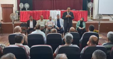 وكيل تعليم الغربية يناقش ضوابط امتحانات الثانوية العامة مع رؤساء اللجان