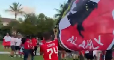 التالتة شمال بتهز جبال.. جمهور الأهلي يشعل الأجواء قبل مواجهة إنتر ميامي جمهور الاهلى