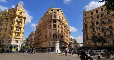 القاهرة الخديوية تستعيد رونقها من جديد.. خطة ترميم 500 عقار ذات طراز معمارى فريد تحول وسط البلد لمتحف مفتوح.. محافظ القاهرة: المرحلة الثالثة بدأت بالجهود الذاتية بين ميدانى التحرير وطلعت حرب القاهرة الخديوية