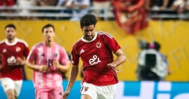 ثلاثية مروان وحمدي وبن رمضان تقترب من الاستمرار في وسط الأهلي أمام بالميراس بن رمضان