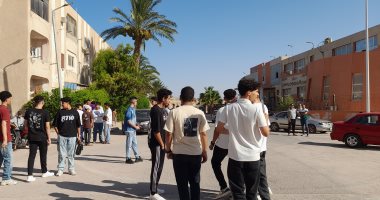 1424 طالبا وطالبة يؤدون امتحانات الثانوية العامة في محافظة جنوب سيناء.. فيديو طلاب الثانوية العامة في جنوب سيناء