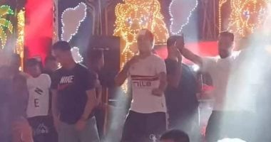 تي شيرت الزمالك يظهر في "حنة" ناصر منسى.. صور ناصر منسى