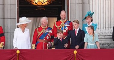 الأمير لويس يلفت الأنظار في العرض الجوي لسلاح الجو الملكي البريطاني.. صور