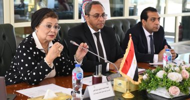 محافظ قنا: إجراءات شاملة لضبط النمو السكانى وتحسين الخصائص البشرية