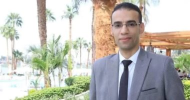 محافظ سوهاج ينعى محمد كامل مدير العلاقات العامة: كان مثالا للإخلاص فى العمل