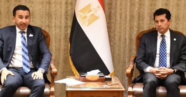 اتحاد البادل يبحث مع وزارة الرياضة ترتيبات استضافة البطولة الدولية بمصر أشرف صبحي وزير الرياضة ورئيس الاتحاد المصري للبادل أحمد غتوري