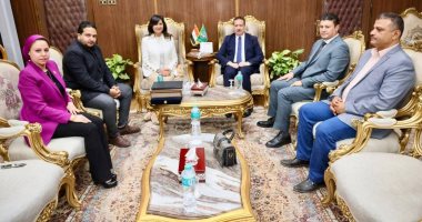 محافظ المنوفية يستقبل وفد التحالف الوطنى على هامش قافلة "إيد واحدة" الشاملة بقرية العراقية محافظ المنوفية يستقبل وفد التحالف الوطني