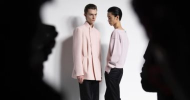 مش بس للبنات.. اللون البينك موضة الملابس الرجالى لعام 2025