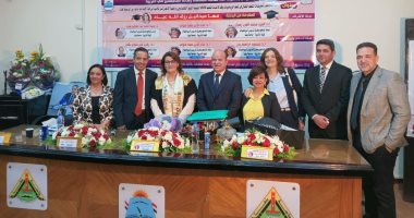 مها ميخائيل تحصل على درجة الماجستير فى التربية بدرجة امتياز