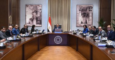 رئيس الوزراء يتابع مع محافظ البحيرة تطوير ميناء الصيد برشيد و"نبع الحمراء" الدكتور مصطفى مدبولي، رئيس مجلس الوزراء