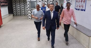 مدير المستشفيات الجامعية ببنها يتفقد الخدمات الطبية المقدمة
