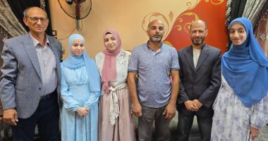 صنعوا له ممرا شرفيا.. أوائل الشهادة الإعدادية بدمياط: مدير مدرستنا بطل الحكاية