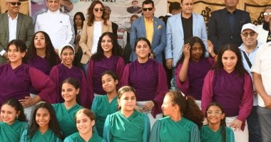 وزير الشباب والرياضة يشهد انطلاق مهرجان الألعاب الشعبية والتراثية والبيئية.. صور وزير الشباب والرياضة فى مهرجان الألعاب الشعبية والتراثية