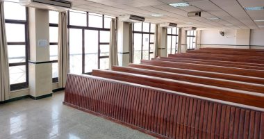 جامعة طنطا الأهلية إنجاز تعليمى جديد لخدمة التنمية وسوق العمل.. تضم 10 كليات من بينها الطب والأسنان والحاسبات والذكاء الاصطناعى وبها أحدث المعامل والمختبرات.. وانطلاق الدراسة فى 7 كليات العام المقبل.. صور إحدى قاعات التدريس