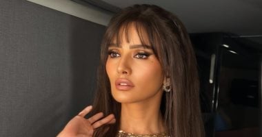 زينة تواصل تصوير فيلم "الشيطان شاطر" فى شوارع وسط البلد زينة