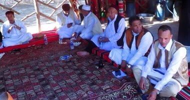 الزى التقليدى لبدو مطروح أناقة وتراث.. تعرف على أنواع ملابس البدو الصيفية والشتوية.. باحث تراثى يكشف أنواعها وتاريخها ومدى تطورها مع الحفاظ على ارتباطها بالتراث أهالى مطروح المتمسكين بالملابس التراثية