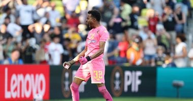 حُرّاس المرمى يمنحون العرب أول 5 نقاط فى كأس العالم للأندية.. فيديو بشير بن سعيد
