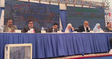 وزير الإسكان: تخصيص قطع أراضٍ للمواطنين المقنن وضعهم  بمدينة العبور الجديدة