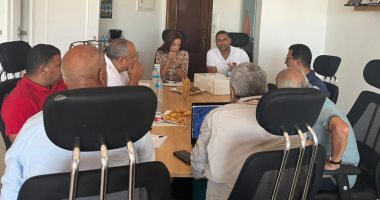 وزيرة البيئة تعلن استئناف برنامج رصد أسماك القرش بالبحر الأحمر بالأقمار الصناعية جانب من الاجتماعات والتحضيرات التي تُعقد مع الخبير الفرنسي