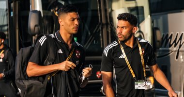 شاهد وصول لاعبى الأهلى إلى استاد ميتلايف لمواجهة بورتو البرتغالى لاعبو الأهلي
