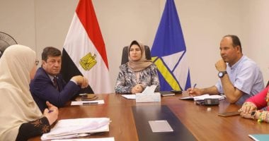 نائب محافظ دمياط تبحث سبل تعزيز حماية الأطفال وسرعة التعامل مع البلاغات جانب من الاجتماع