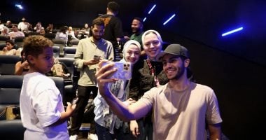 مينا مسعود يفاجئ الجمهور فى سينمات القاهرة للترويج لفيلمه "في عز الضهر" مينا مسعود