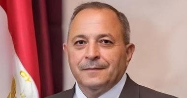 محافظ بورسعيد يكشف سبب ارتفاع الحد الأدنى للقبول بالصف الأول الثانوى اللواء محب حبشي محافظ بورسعيد