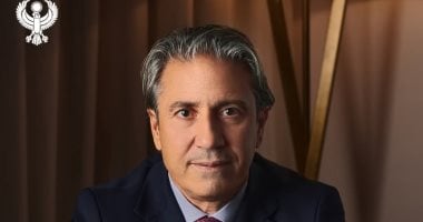 جلسة تصوير لمدرب المصري نبيل الكوكي قبل انطلاق مهمته مع نسور بورسعيد نبيل الكوكي