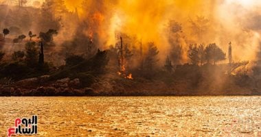 حرائق ضخمة تلتهم غابات جزيرة خيوس اليونانية حرائق الغابات فى اليونان