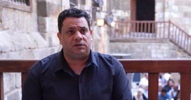 مدير التنورة التراثية: إبداعنا لا يوجد إلا فى مصر ونرقص الصوفى والاستعراضي محمد صلاح مدير فرقة التنورة التراثية
